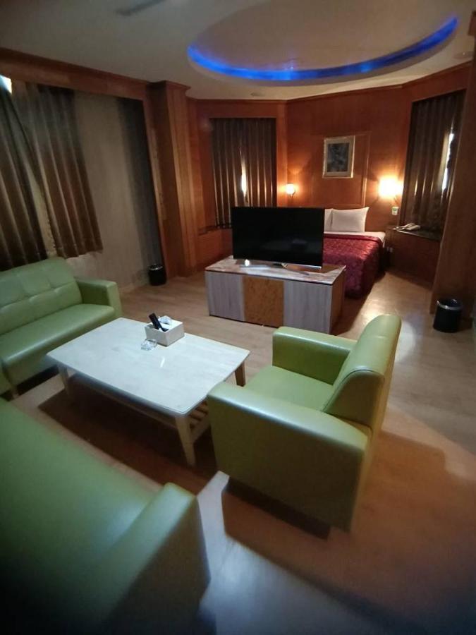 Wen Mei Motel Nantou Extérieur photo